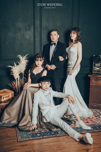 全家福照,全家福拍攝,拍全家福,拍 全家福,全家福拍照,全家福寫真,全家福 攝影,全家福推薦,全家福照片,拍全家福價格,親子寫真,親子 攝影,親子攝影,台北兒童寫真,親子婚紗照,親子婚紗,親子攝影推薦,親子 婚紗 攝影